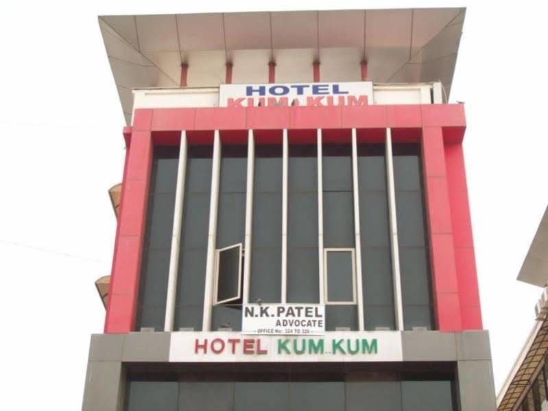 Hotel Kum Kum Adalaj Eksteriør bilde